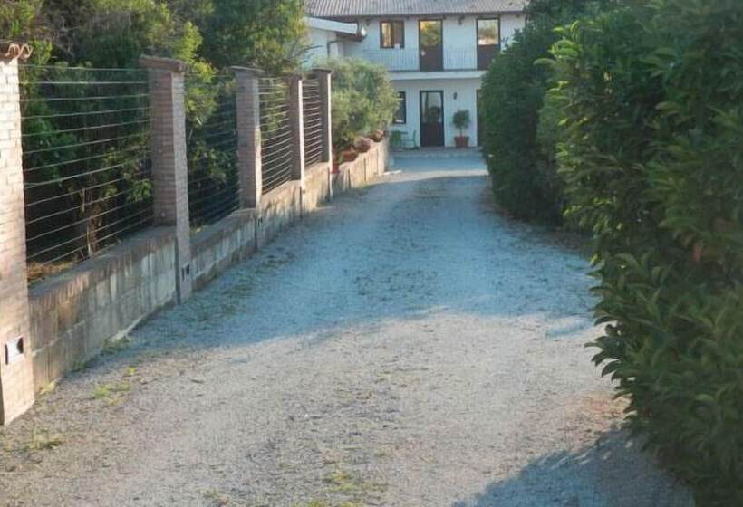 צימר Borgo Camicia In