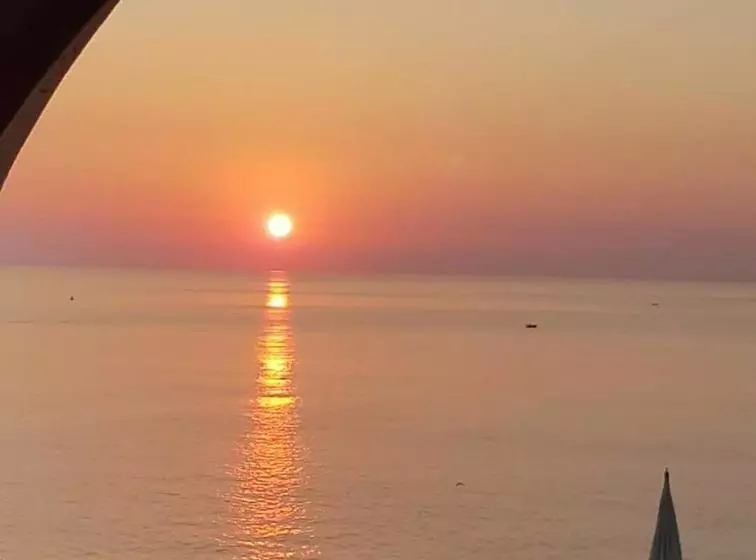 B&b Acireale   Il Cavalluccio Marino Fronte Mare