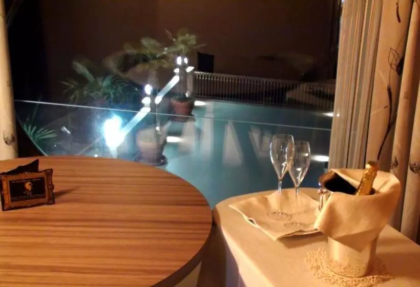 B&b Acireale   Il Cavalluccio Marino Fronte Mare
