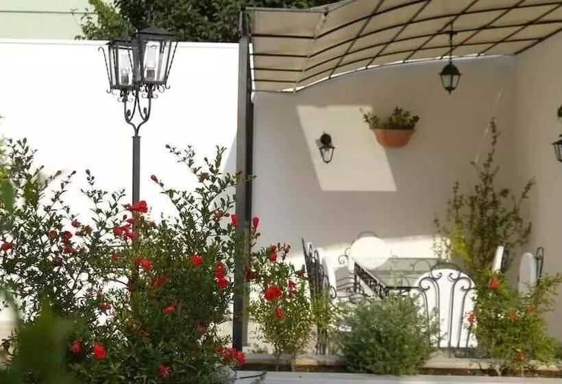 Aamiaismajoitus (B&B) Il Giardino Delle Sete