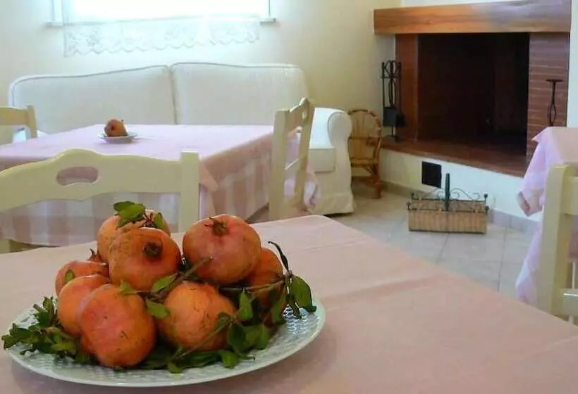 Aamiaismajoitus (B&B) Il Giardino Delle Sete