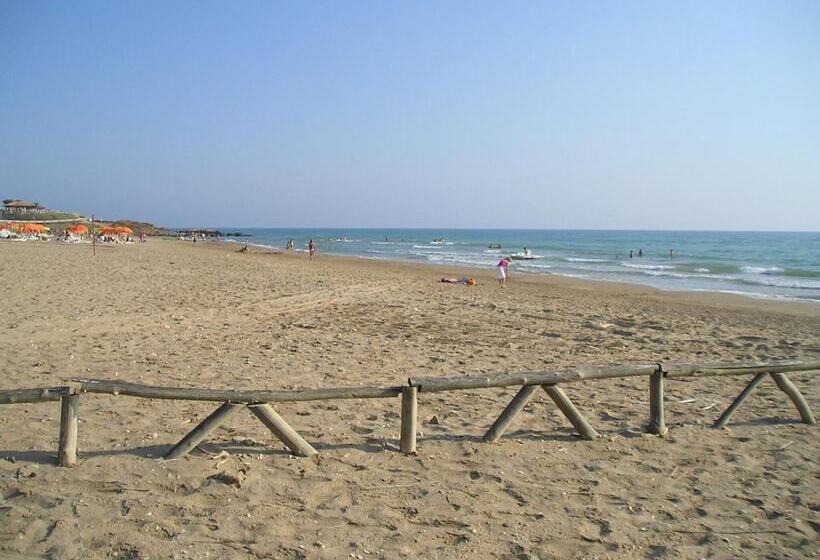 مبيت وإفطار Kamarina Land