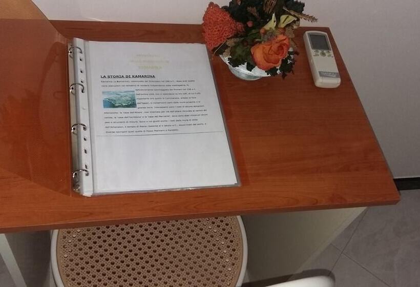 مبيت وإفطار Kamarina Land