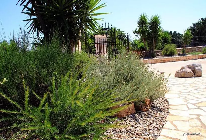 Aamiaismajoitus (B&B) Masseria Peppeturro