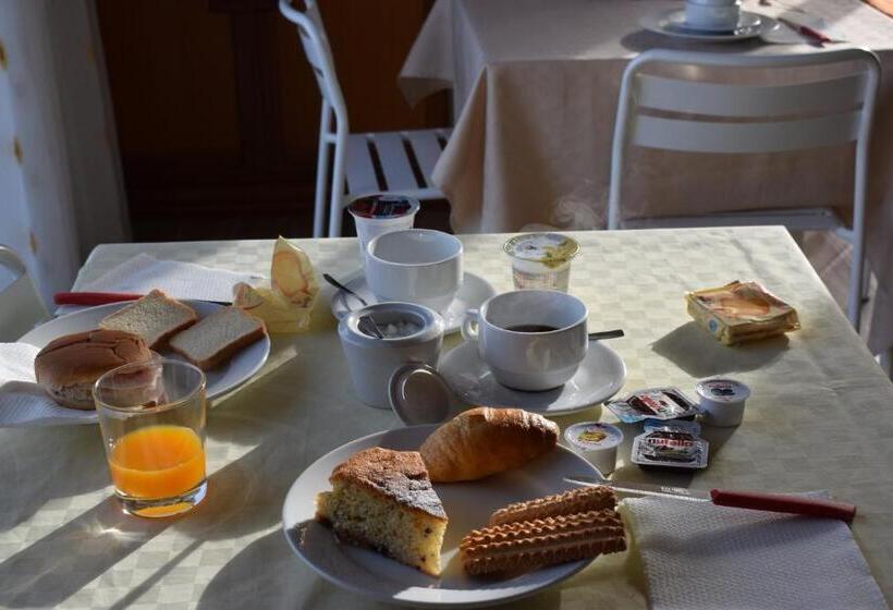 住宿加早餐  Punta Di Mola