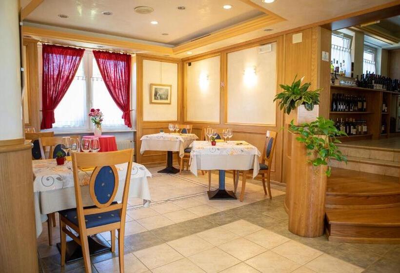 Отель Ristorante Sagittario