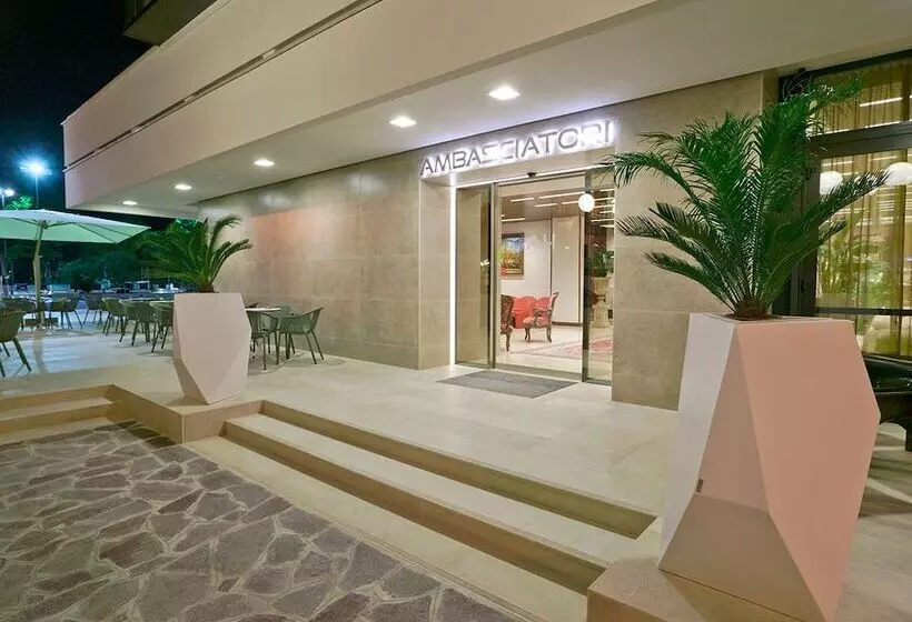 هتل Ambasciatori