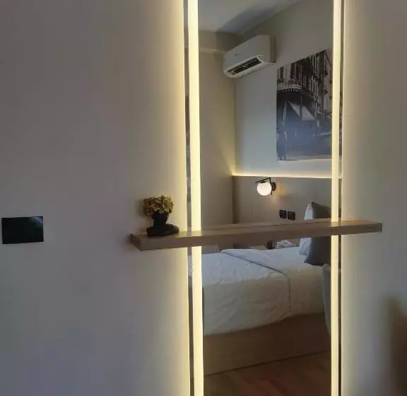 هتل Green Plaza Inn    Business &families Only