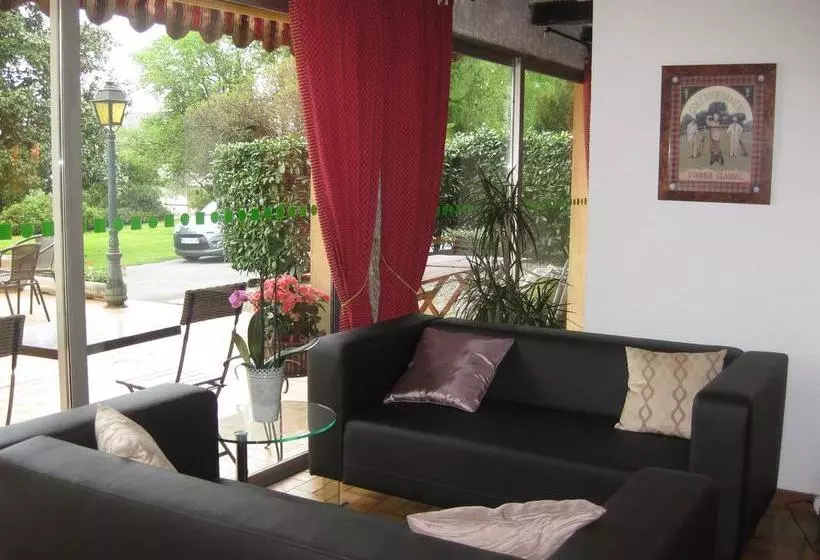 ホテル Hôtel Les Pavillons Du Golf