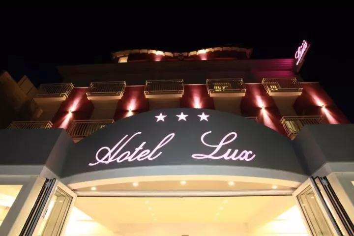 Hotel Lux