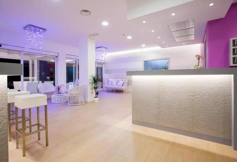 Hotel Lux