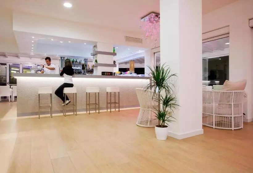 Hotel Lux