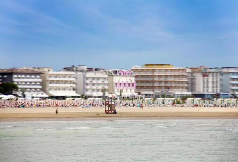 Hotel Lux