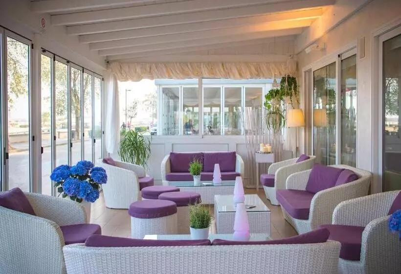 Hotel Lux