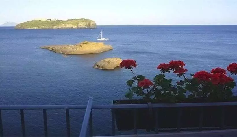 Hotelli Villa Iulia