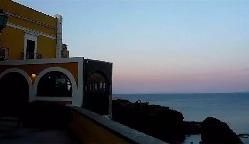 Hotelli Villa Iulia