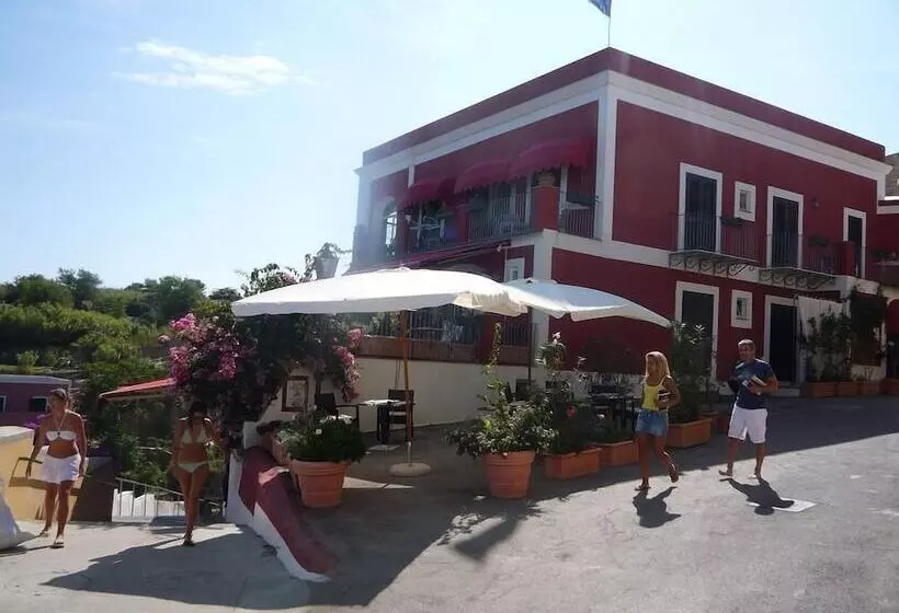 Hotelli Villa Iulia