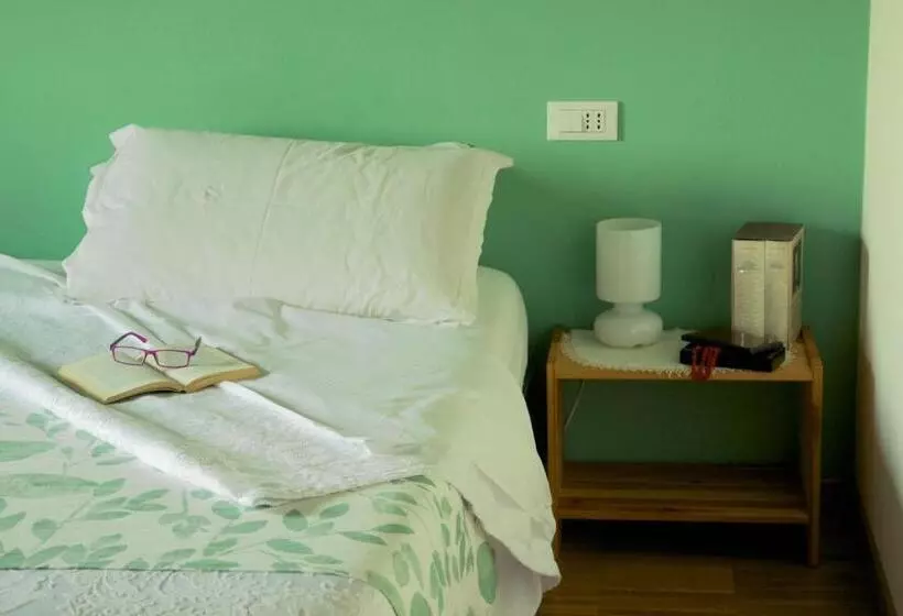 ベッドアンドブレックファースト Cascina Delle Mele