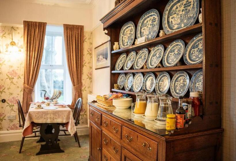 ベッドアンドブレックファースト Gwrach Ynys Country Guest House