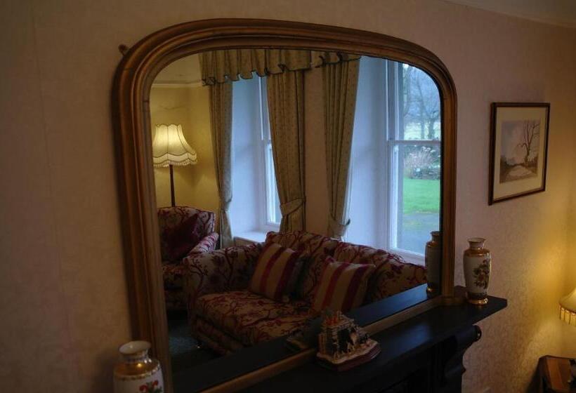 ベッドアンドブレックファースト Gwrach Ynys Country Guest House