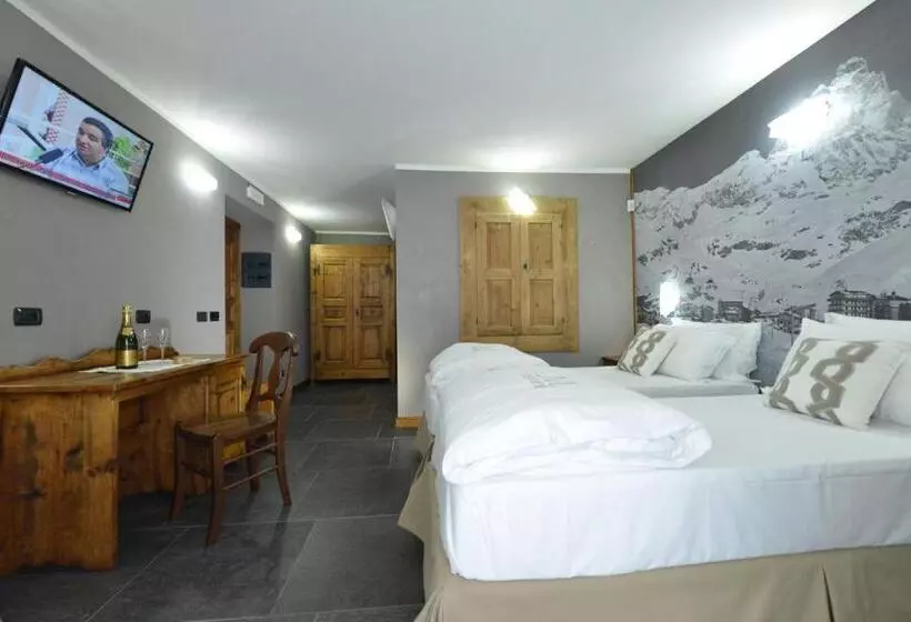 Aamiaismajoitus (B&B) Mollino Rooms