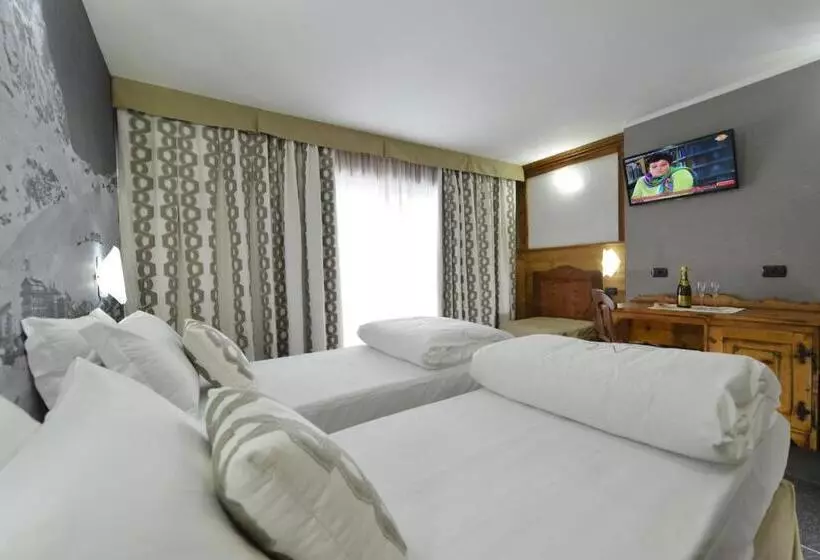 Aamiaismajoitus (B&B) Mollino Rooms