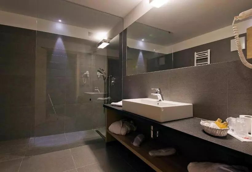 Design & Suite Hotel Ciarnadoi