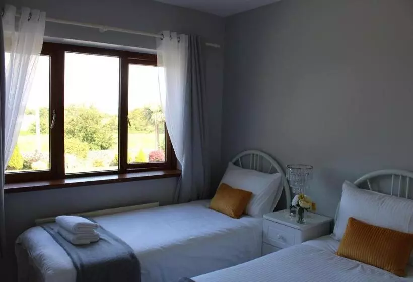 Farmstead Lodge B&b