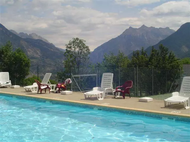 هتل Auberge Du Rochasson