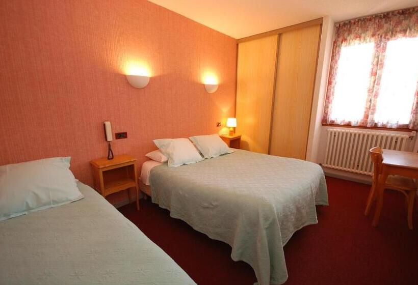 هتل Auberge Du Rochasson