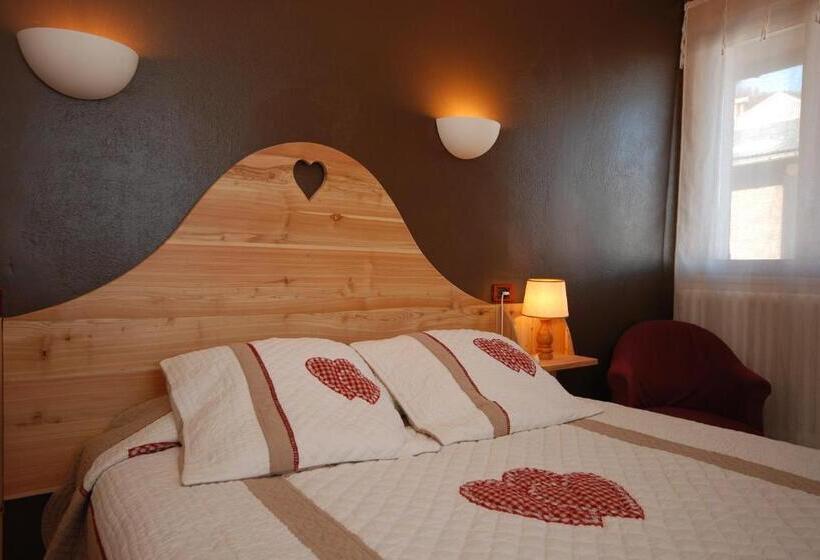 هتل Auberge Du Rochasson