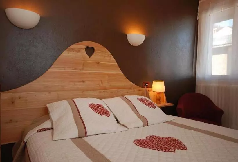 هتل Auberge Du Rochasson