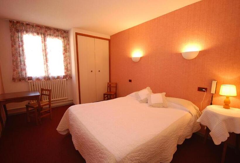 هتل Auberge Du Rochasson