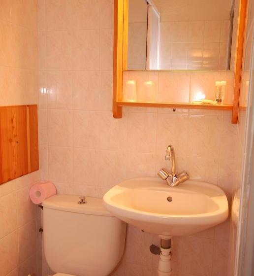 هتل Auberge Du Rochasson