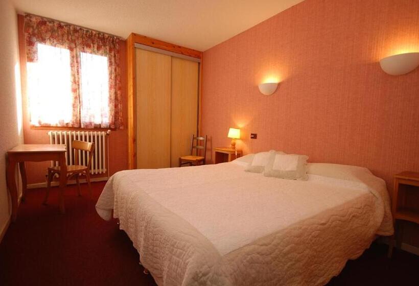 هتل Auberge Du Rochasson