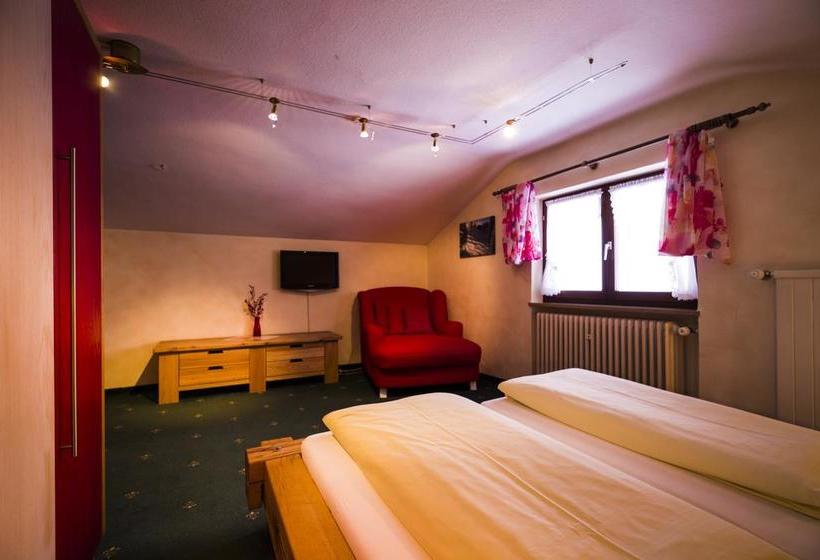 Hotelli Das Kleine Berg