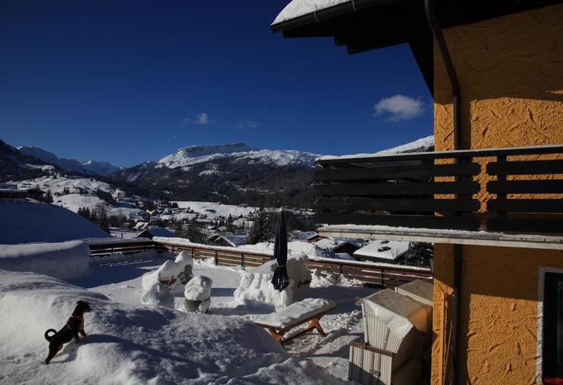 Hotelli Das Kleine Berg