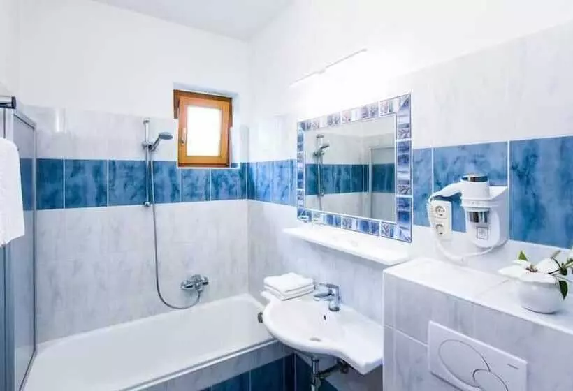 ホテル Familiengut Ertlhof