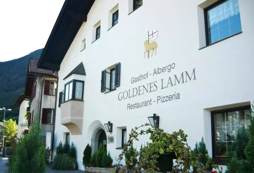 هتل Gasthof Goldenes Lamm