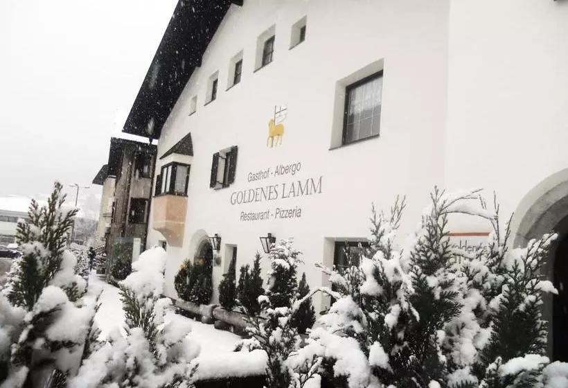 هتل Gasthof Goldenes Lamm