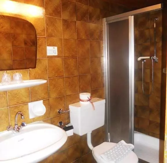 هتل Gasthof Goldenes Lamm