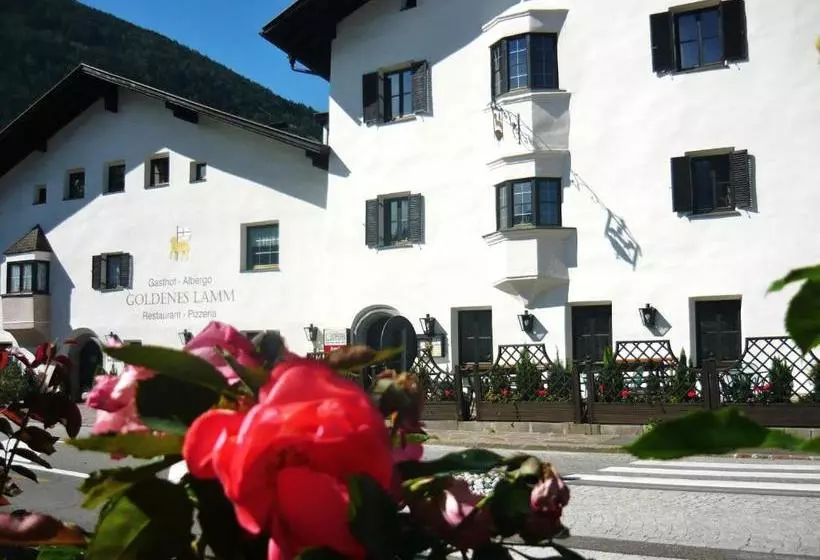 هتل Gasthof Goldenes Lamm