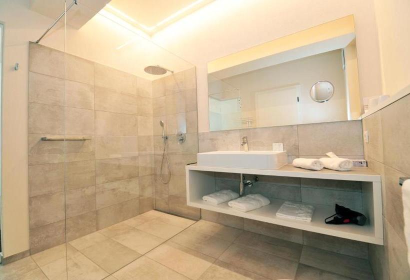 בית מלון כפרי Jasmin