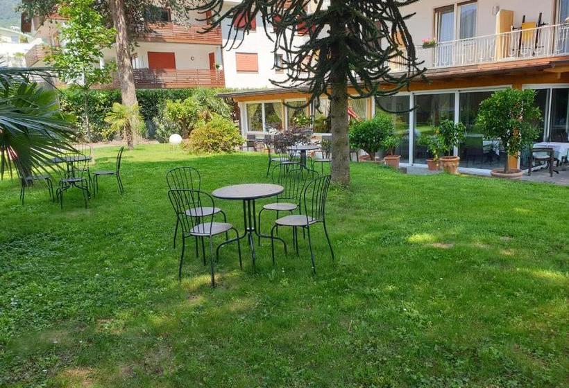 בית מלון כפרי Jasmin