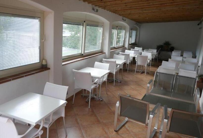 هتل Corsica Hostel Porto Vecchio, Partie Dortoirs