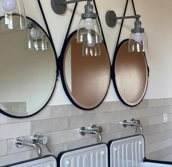 هتل Corsica Hostel Porto Vecchio, Partie Dortoirs