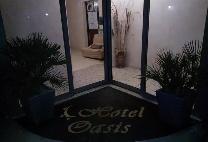 ホテル Oasis