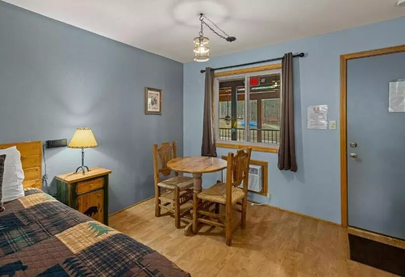 مُتل The Lookout Lodge