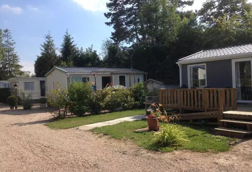استراحتگاه Caravaning Les Tourterelles
