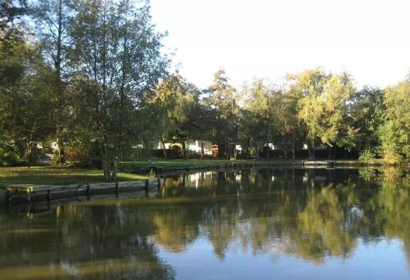 استراحتگاه Caravaning Les Tourterelles